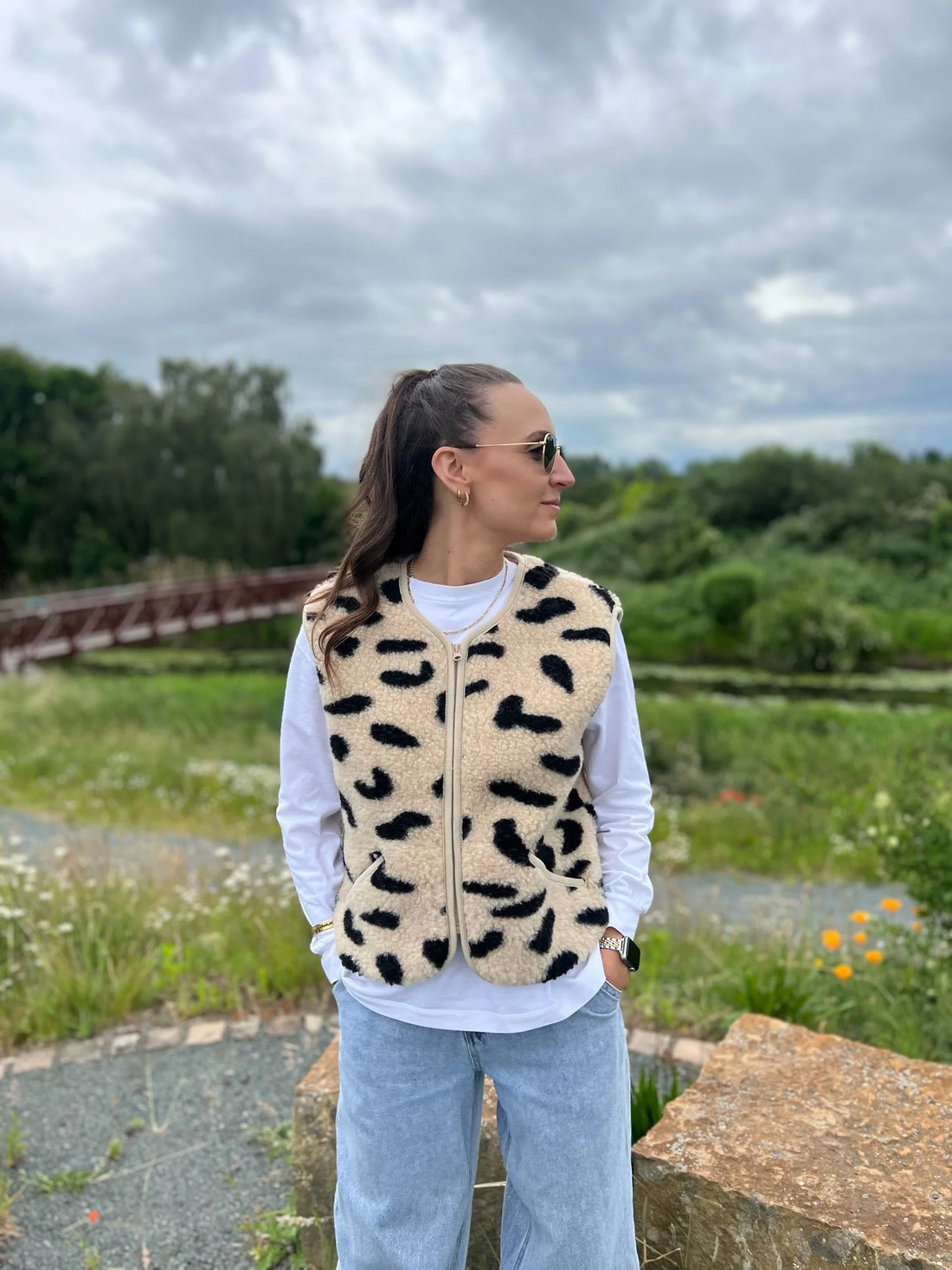 Alwero - Kuschelige Damen Wollweste POS Gepard - AURYN Shop