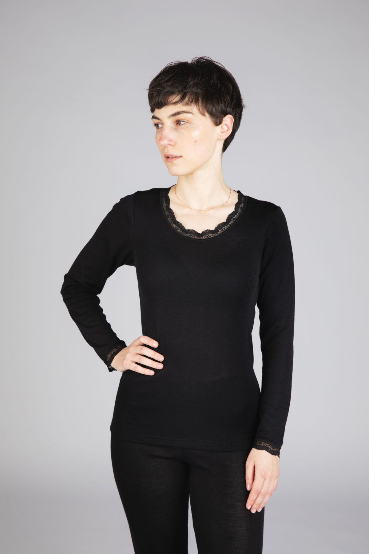 Engel - Damen Langarmshirt Wolle/Seide mit Spitze schwarz