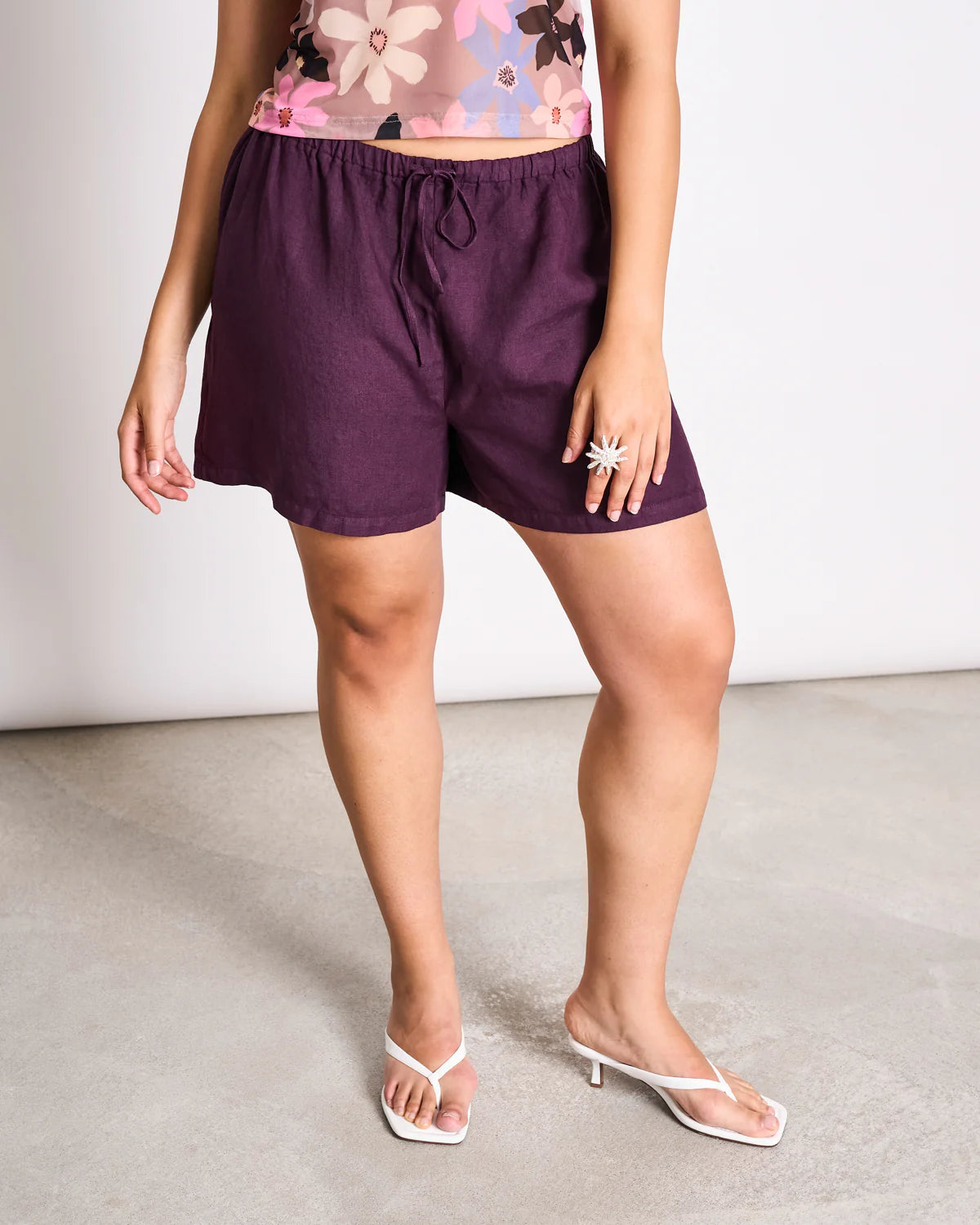 Jan ´n June - Damen Leinenshorts "MARUM" lila