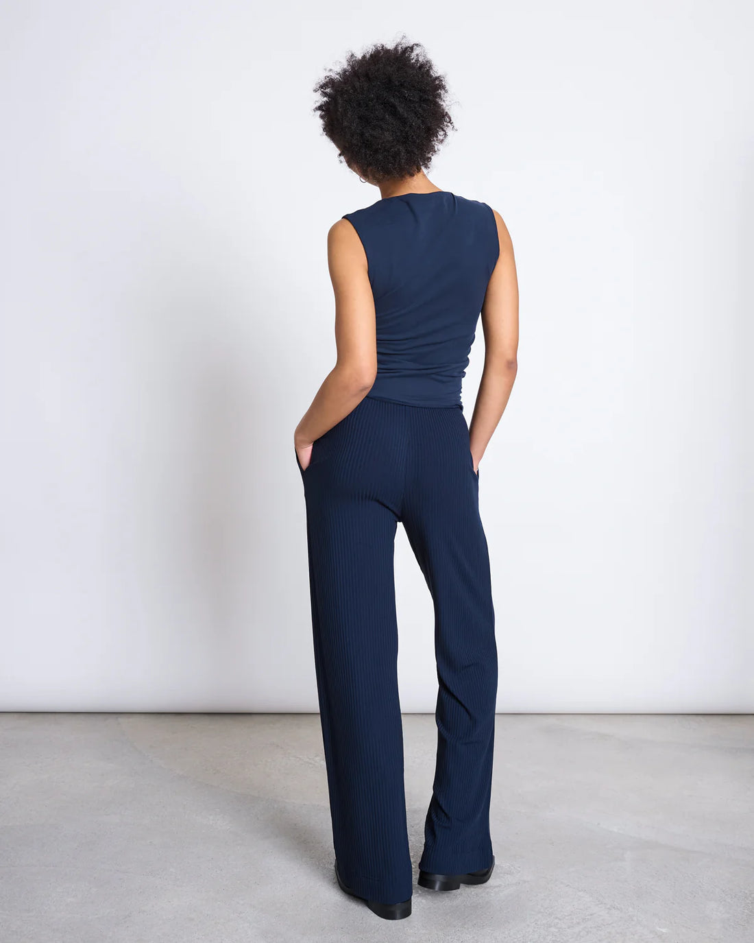 Jan ´n June - Gerafftes Top Rafo Dunkelblau aus Bio-Baumwolle