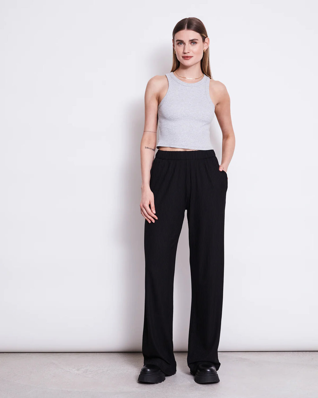 Jan ´n June - weite Hose Smilla schwarz