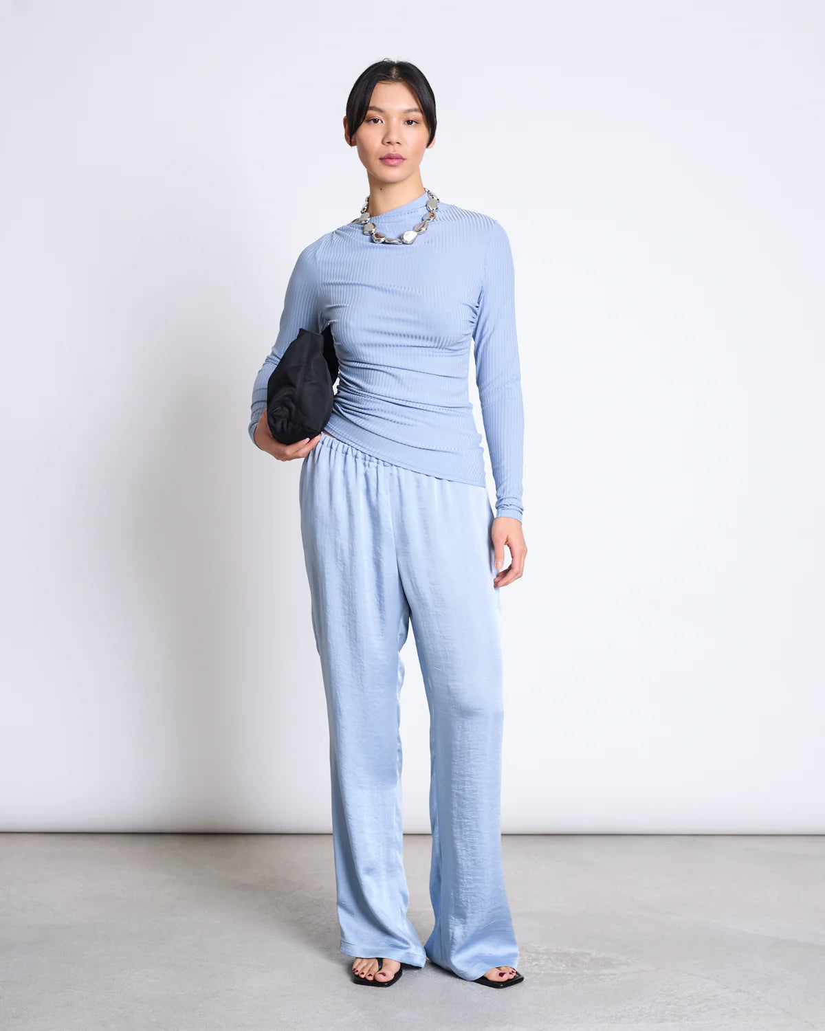 Jan ´n June - Asymmetrisches Langarmshirt Tove Blau