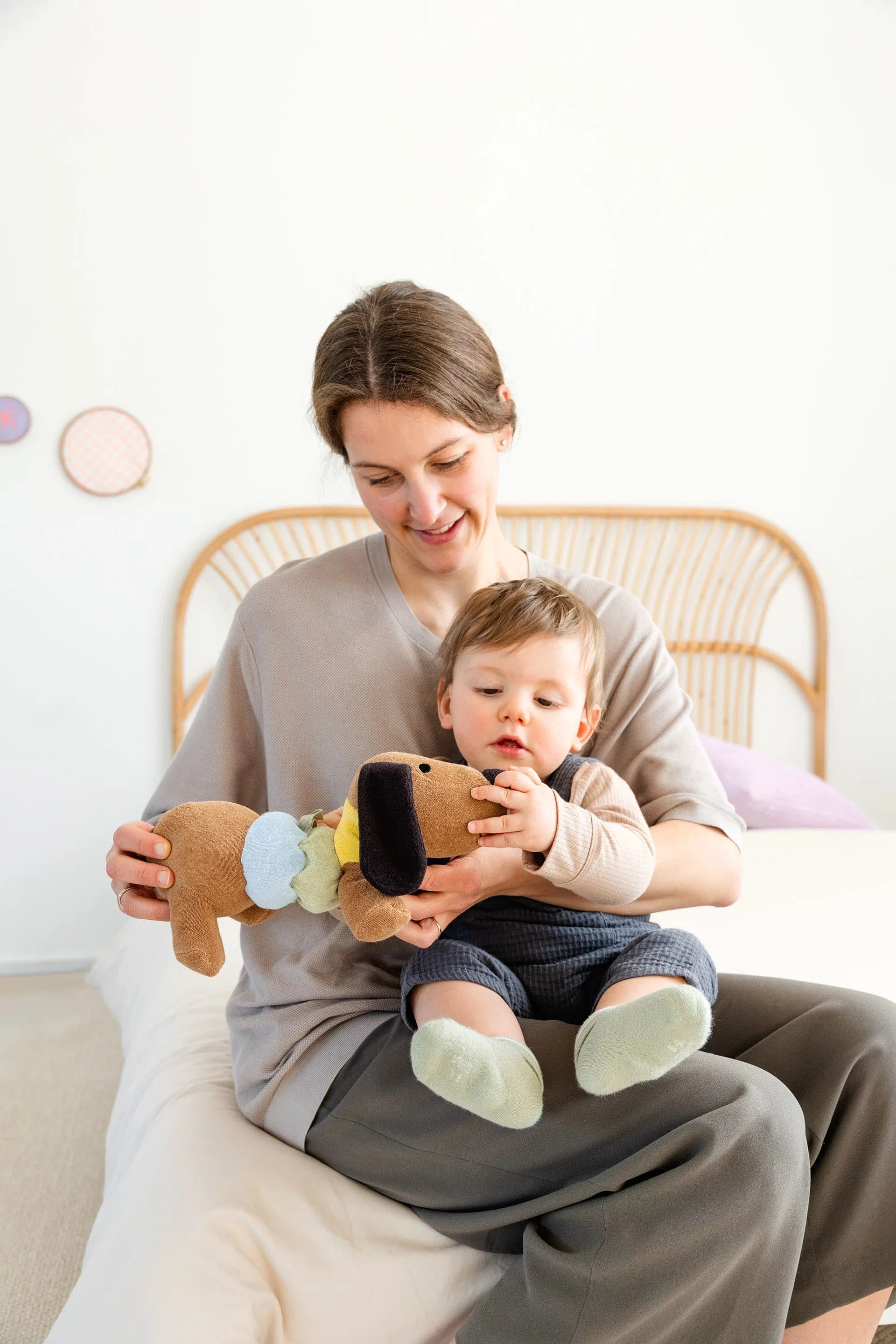 Lässig - Baby Spieluhr Dackel