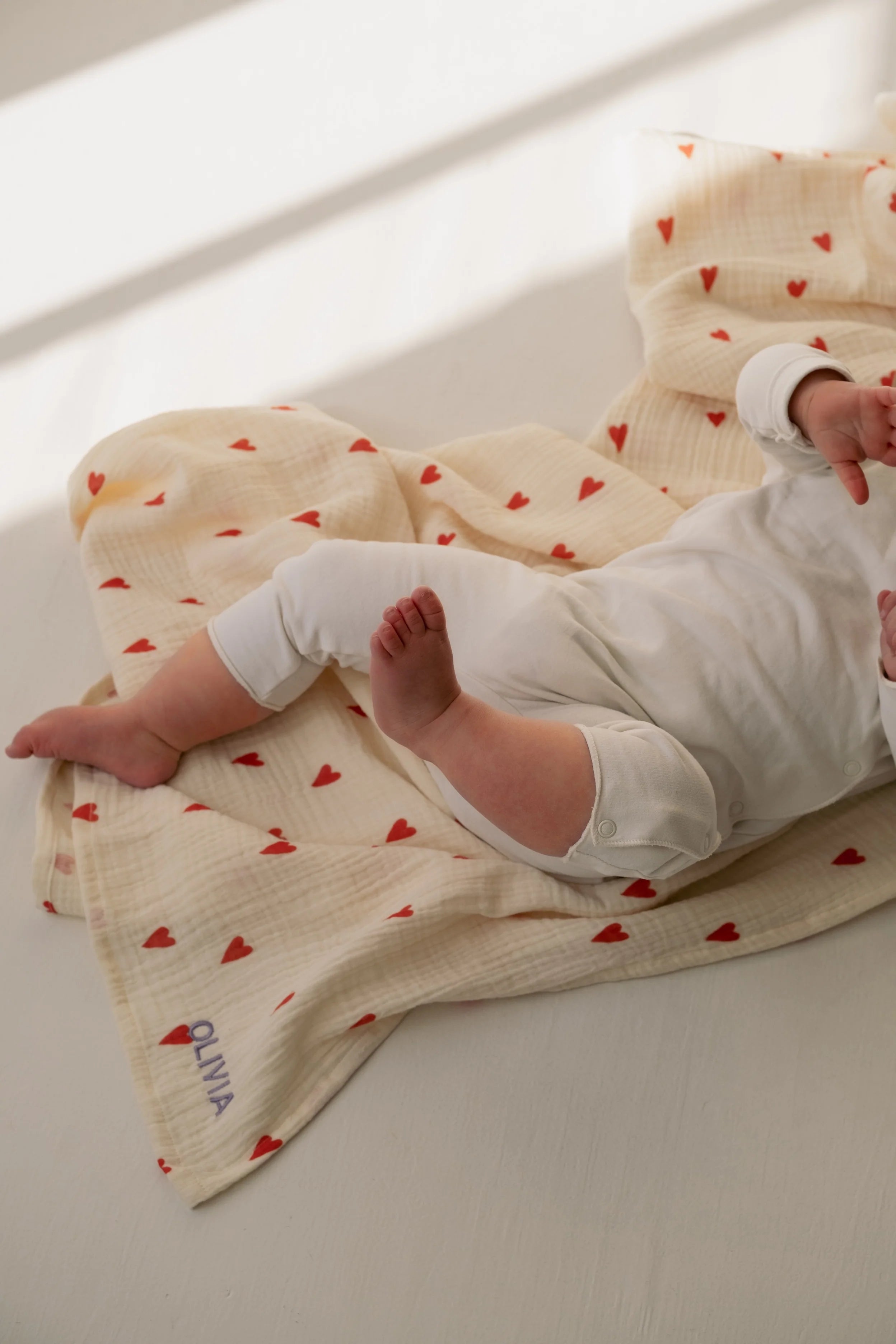 Studio Noos - Babyswaddle Herz 120cm aus Baumwolle (bio) natur