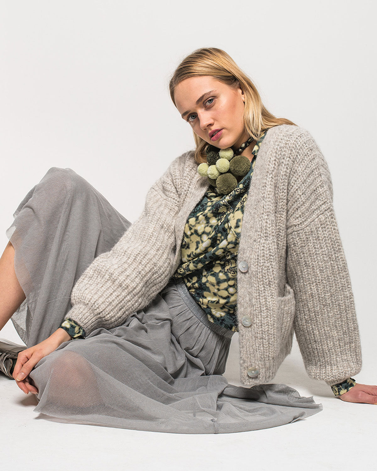 Alma &amp; Lovis - Strickjacke Alpaka/ Baumwolle hellgrau