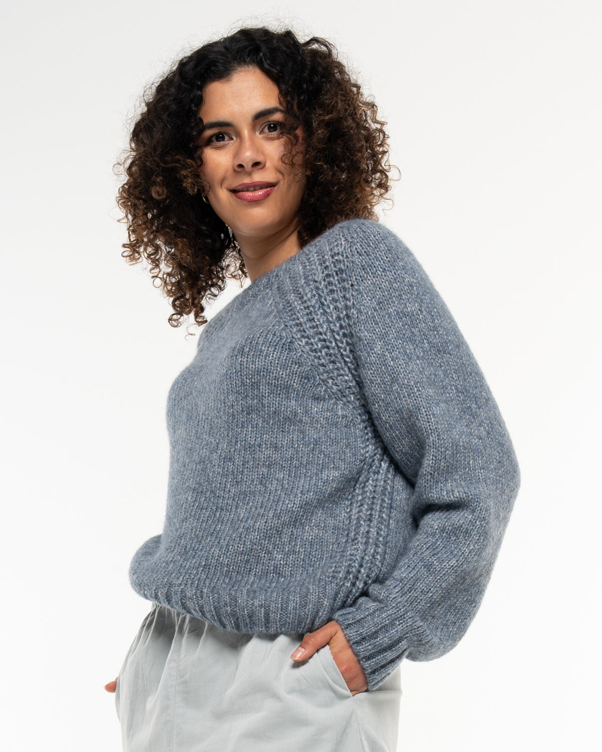 Alma &amp; Lovis - Damen Strickpullover mit Wolle Blau