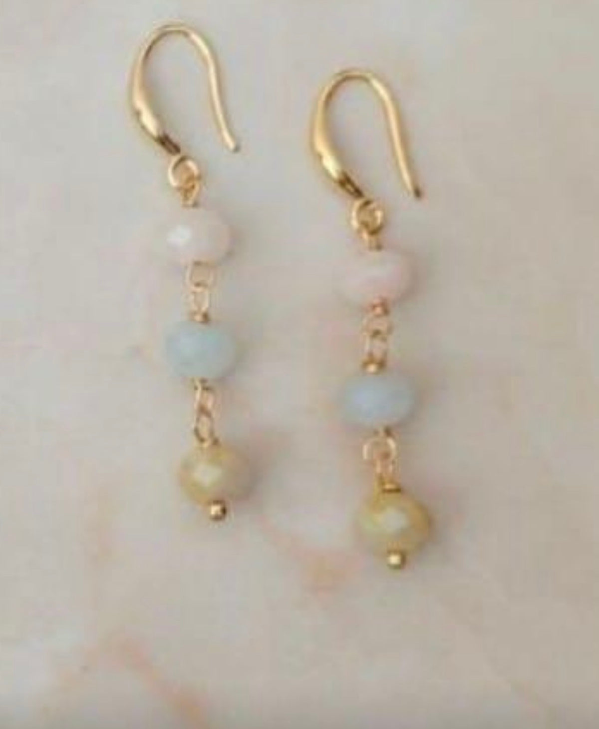 AURYN - handgemachte Perlen Ohrringe pastell