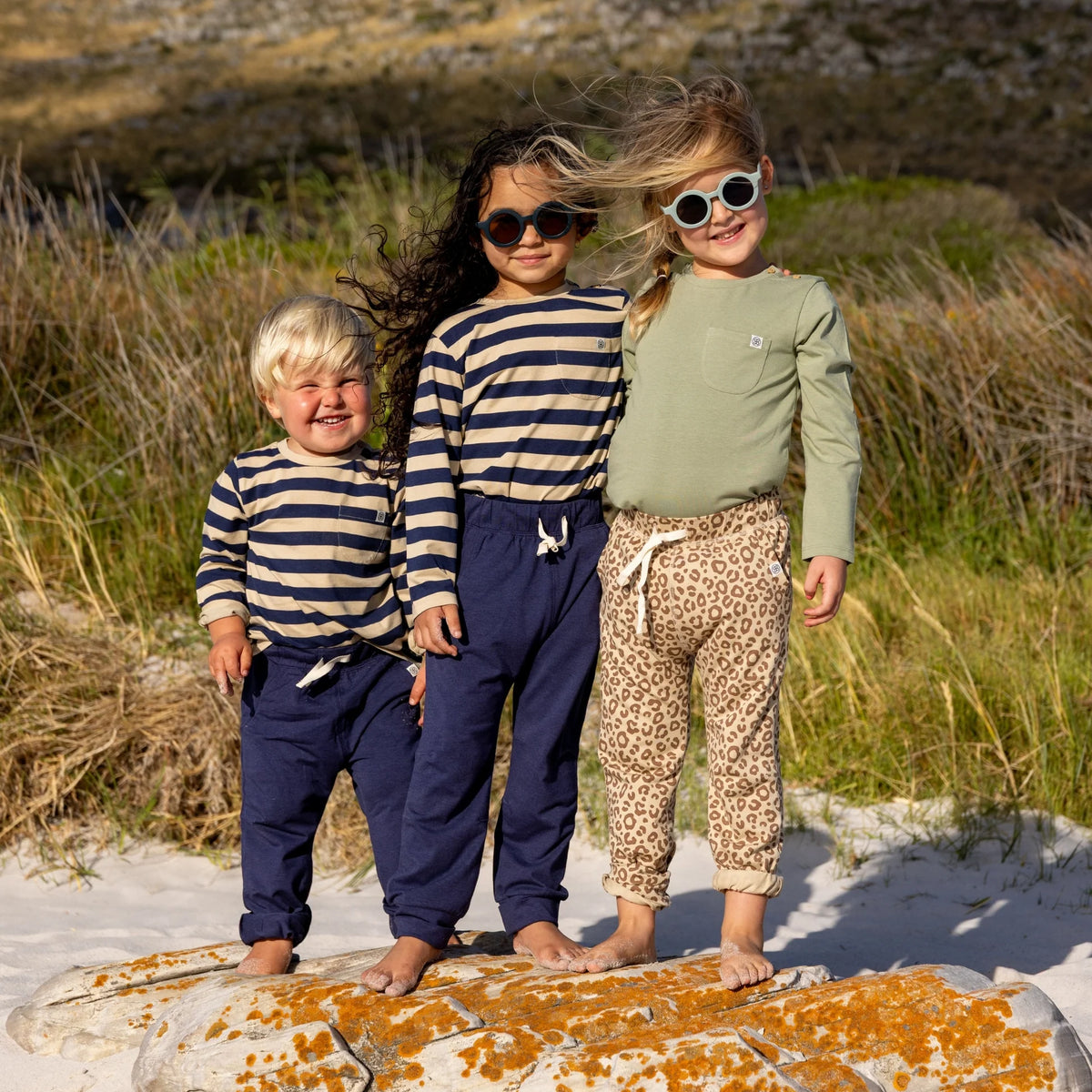 Cloby - Kinder Langarmshirt UPF 50 blau beige gestreift
