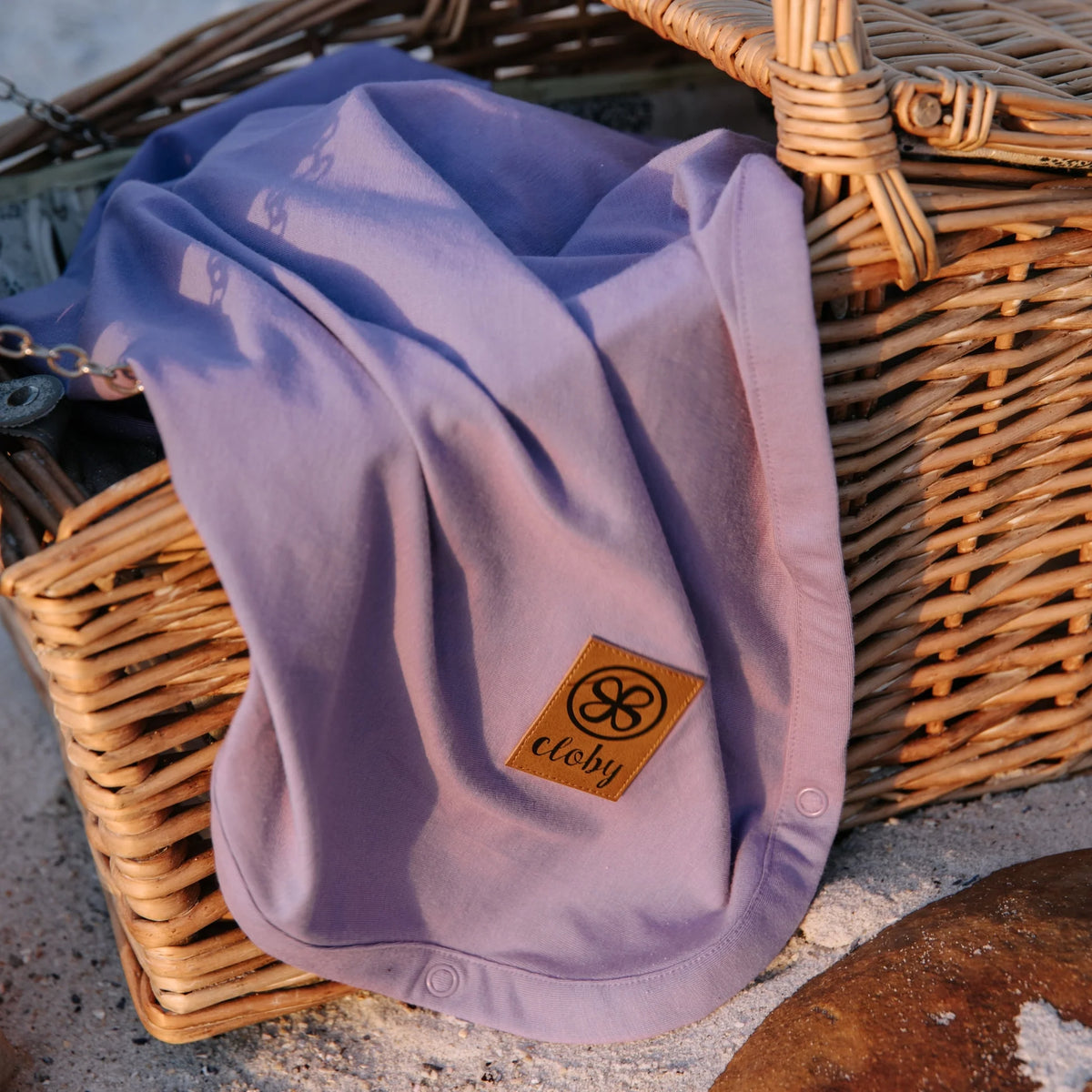 Cloby - Babydecke/ Sonnenschutz mit UV-Schutz 50+ lila