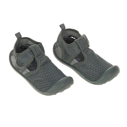 Lässig-Badeschuhe-klettverschöluss-grün