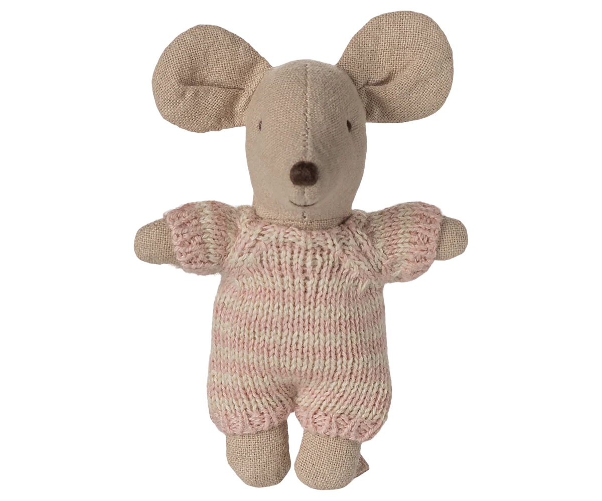 Maileg - Babymaus in der Tragentasche rosa