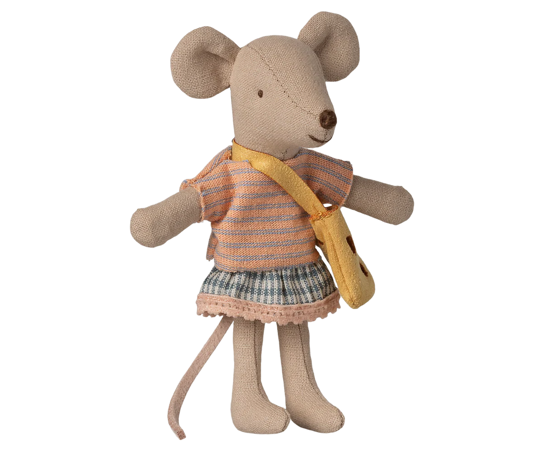Maileg - kleine Schwester Maus mit Tasche