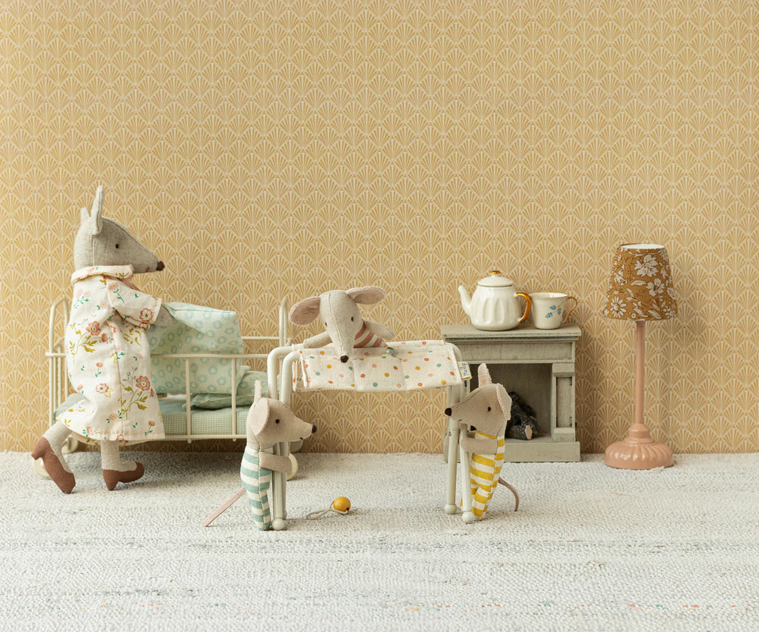 Maileg - Wickeltisch Babymaus weiß