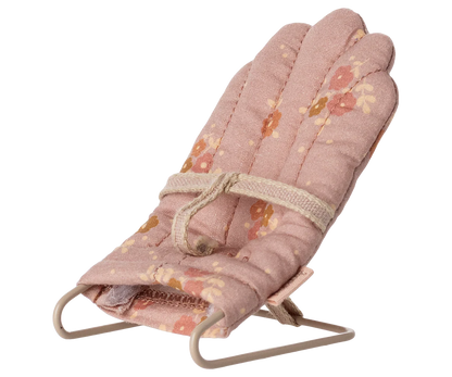 Maileg - Babysitter Wiege - rosa Blumenmuster