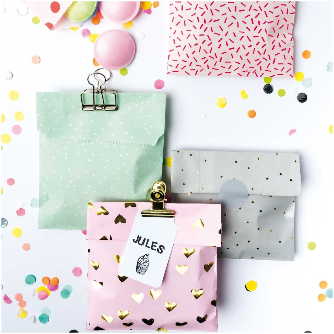 RICO DESIGN - Geschenktüten mit Stickern Mix - AURYN Shop