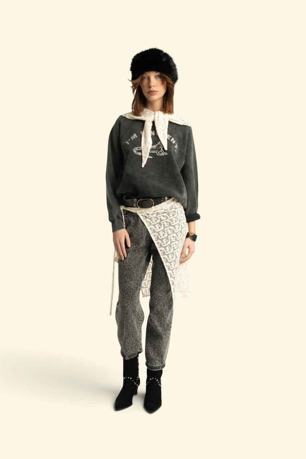 Sisters Department - Sweatshirt mit Print "i´m innocent"