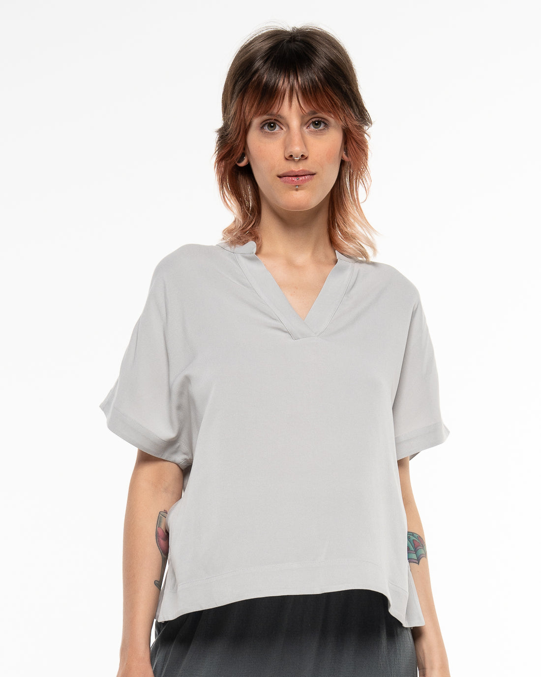 Alma &amp; Lovis - Blusenshirt aus 100% EcoVero grau