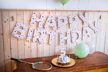 Ava &amp; Yves - Girlande "Happy Birthday" - AURYN Shop