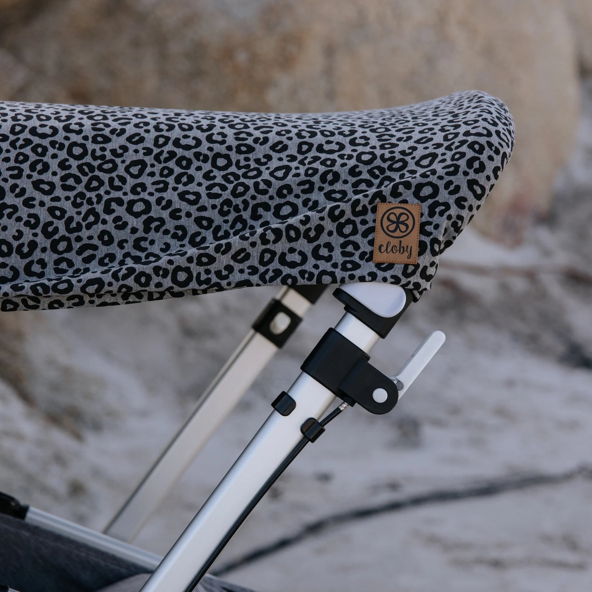 Cloby - Babydecke/ Sonnenschutz mit UV-Schutz 50 leopard grau