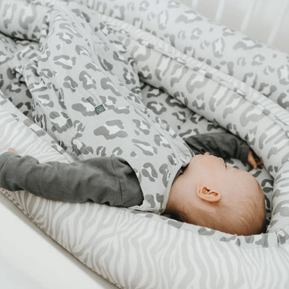Emma &amp; Noah - Sommerschlafsack ohne Arm leo grau 1,0 TOG