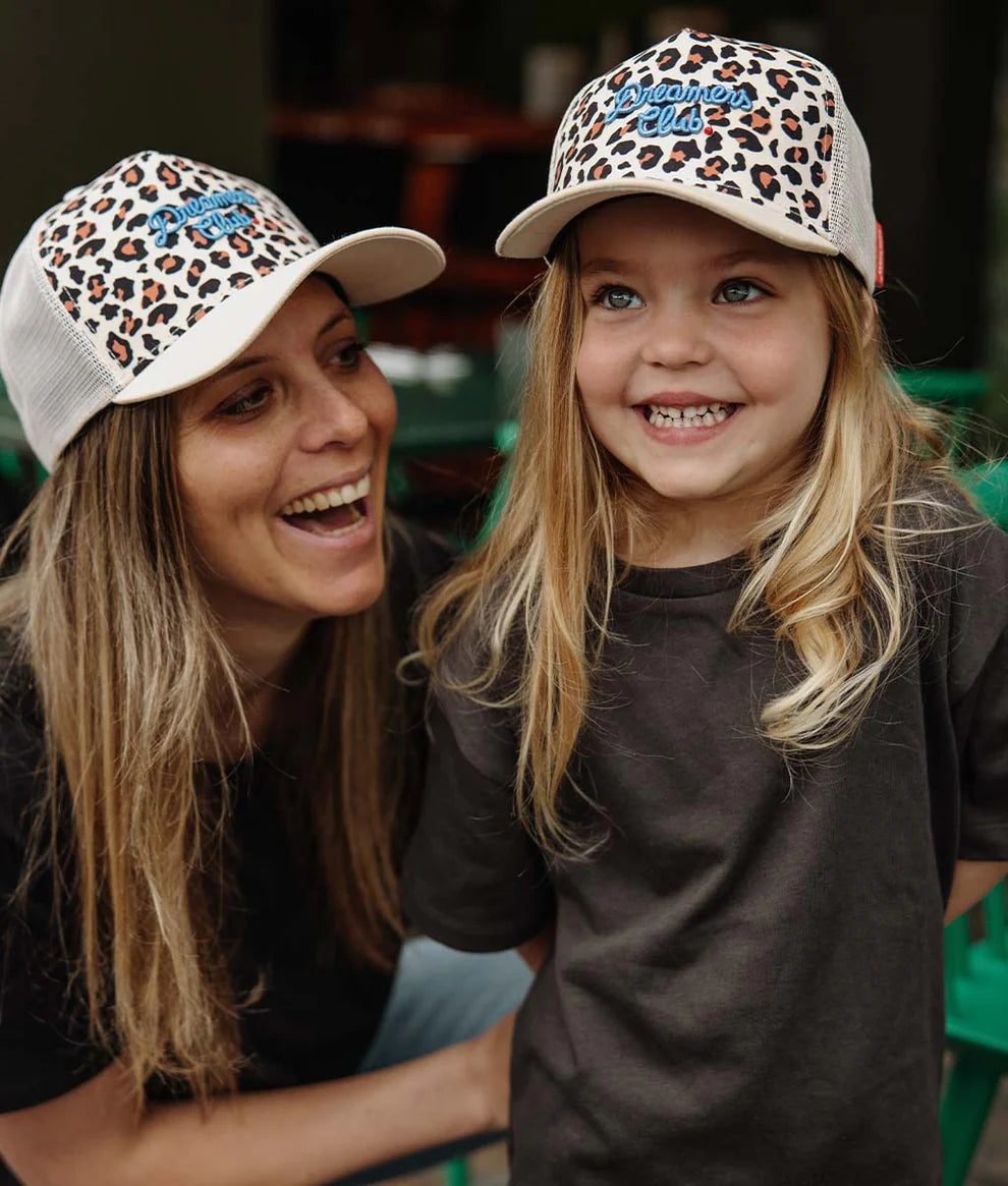hello hossy - Kappe leopard 