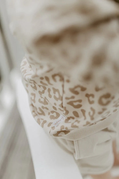 Leevje - Baby Sweatshirt Leo beige MINI &amp; ME