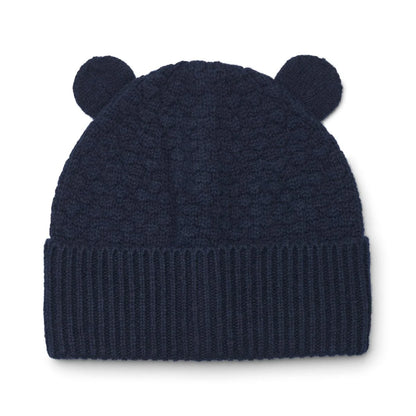 Die Beanie-Mütze Miller ist ein LIEWOOD-Klassiker – und jetzt auch aus ultraweicher Merinowolle erhältlich. Falten Sie die Krempe nach oben oder unten, je nach gewünschtem Look.
