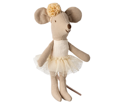 Eine kleine Schwestermaus, die sich wie eine anmutige Ballerina gekleidet hat. Sie trägt ein wunderschönes cremefarbenes Tutu und ein wunderschönes Stirnband - bereit für stundenlanges Tanzen.