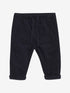 Feine Kordhose von Minymo. Die Hose ist aus 100 % Bio-Baumwolle gewebt.
