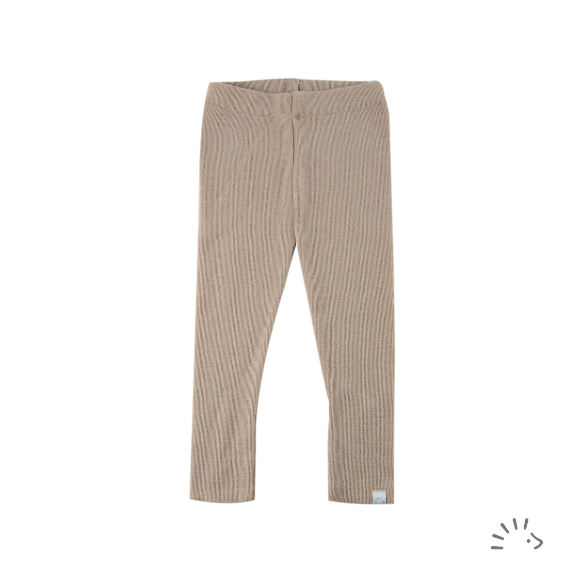Die Leggings aus fein gestrickter kbT Wolle sind ideale Begleiter für kühlere Tage, da Schafwolle seit jeher für ihre natürliche thermoregulierende Wirkung geschätzt wird. 