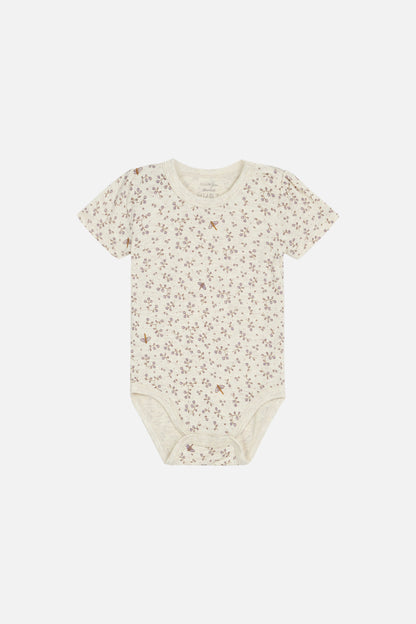 Hust &amp; Claire - Baby Bambusbody BonniHust &amp; Claire - Baby Bambusbody natur mit Blumen