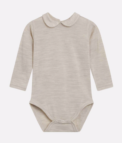 Hust &amp; Claire - Baby Body Langarm mit Kragen in weiß - AURYN Shop  
